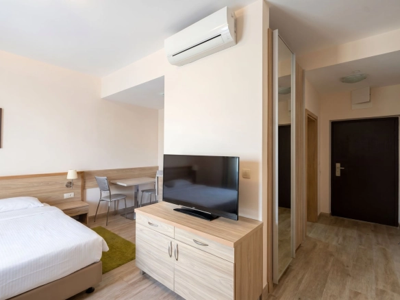Izdavanje: Stan 27 m² – Bečići, Budva — fotografija 10