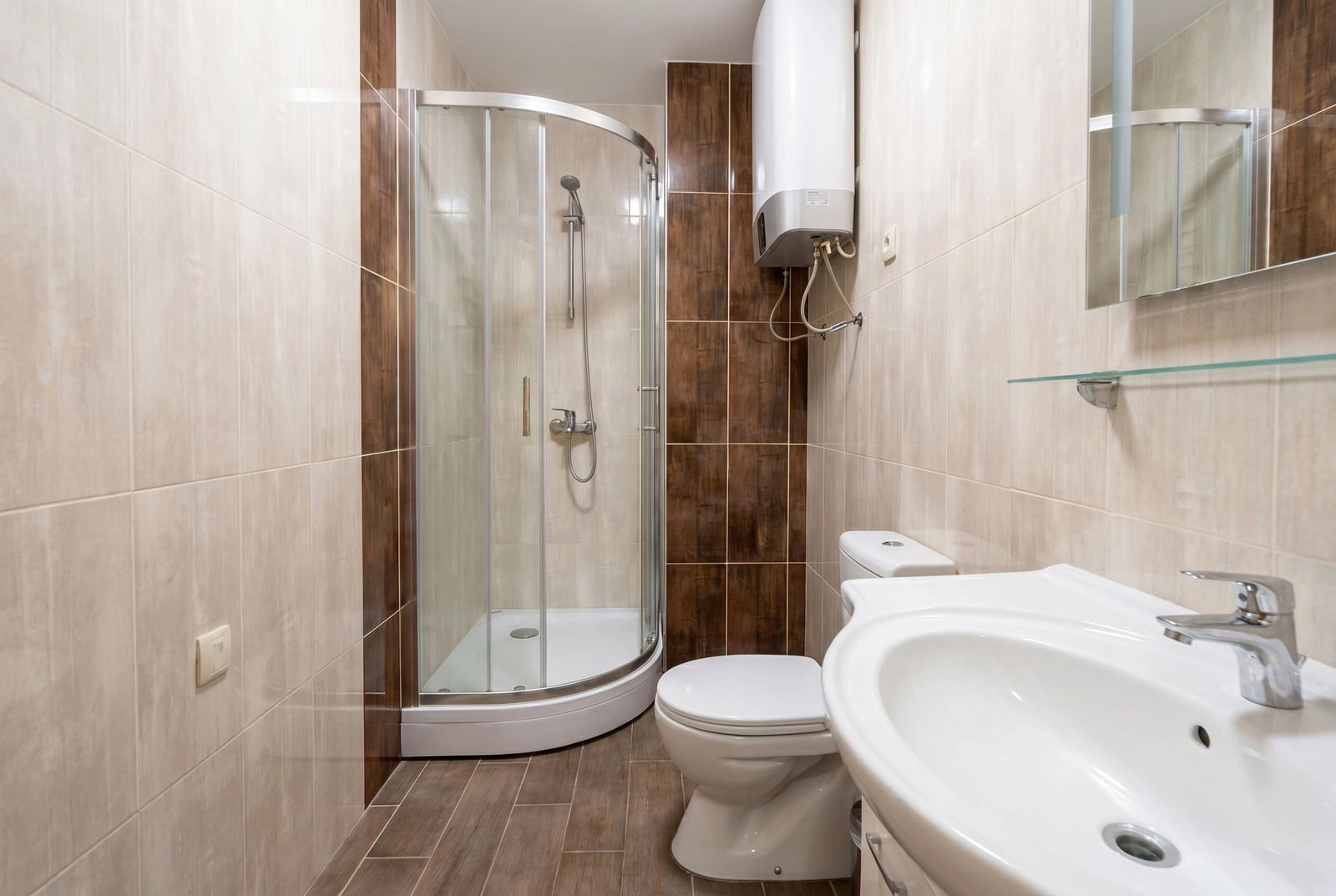 Izdavanje: Stan 27 m² – Bečići, Budva — fotografija 11
