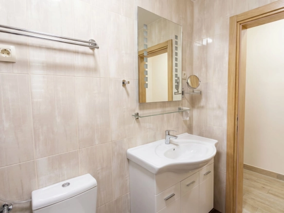 Izdavanje: Stan 27 m² – Bečići, Budva — fotografija 12