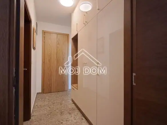 Jednosoban stan u novogradnji, Vezirov most, Podgorica — fotografija 10