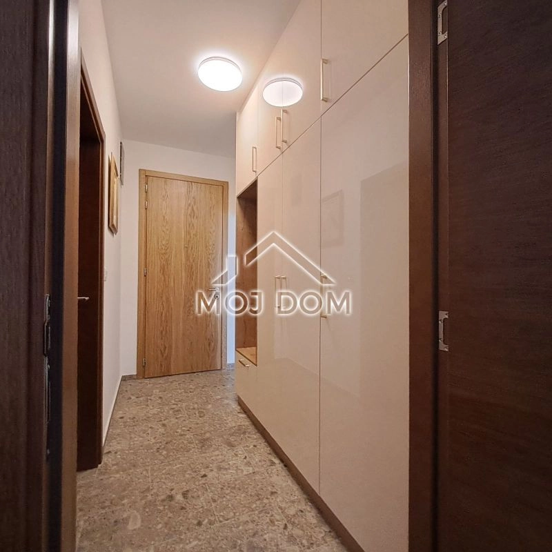 Jednosoban-stan-u-novogradnji-Vezirov-most-Podgorica-9 Jednosoban stan u novogradnji, Vezirov most, Podgorica — fotografija 10