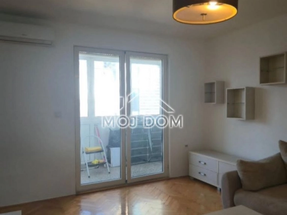 Jednosoban stan 49 m² – Centar, Podgorica — fotografija 2