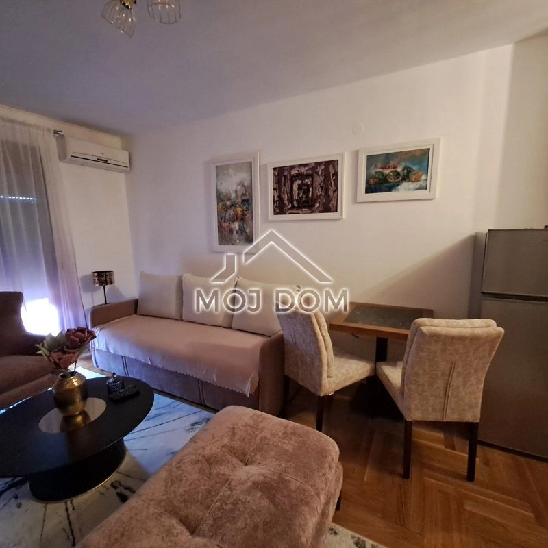 Garsonjera-38-m²-u-Pobrezju-Podgorica-5 Garsonjera 38 m² – Pobrežje, Podgorica — fotografija 6