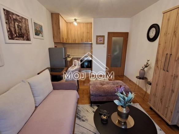 Garsonjera 38 m² – Pobrežje, Podgorica — fotografija 7