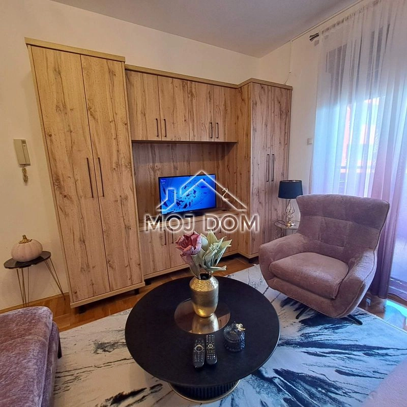Garsonjera-38-m²-u-Pobrezju-Podgorica-17 Garsonjera 38 m² – Pobrežje, Podgorica — fotografija 18