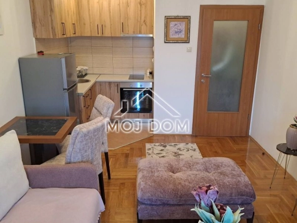 Garsonjera 38 m² – Pobrežje, Podgorica — fotografija 19