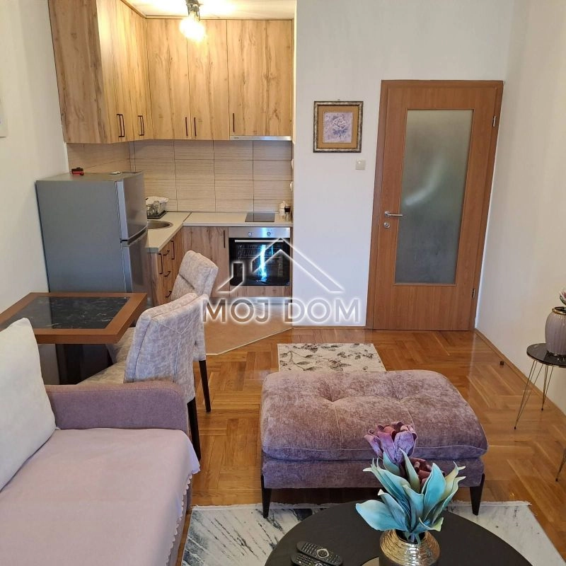 Garsonjera-38-m²-u-Pobrezju-Podgorica-18 Garsonjera 38 m² – Pobrežje, Podgorica — fotografija 19