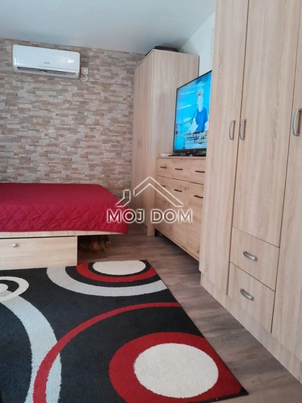 Trosoban-stan-sa-bastom-u-naselju-Konik-Podgorica-15 Trosoban stan 48 m² – Konik, Podgorica — fotografija 16