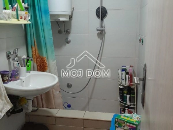 Trosoban stan 48 m² – Konik, Podgorica — fotografija 19