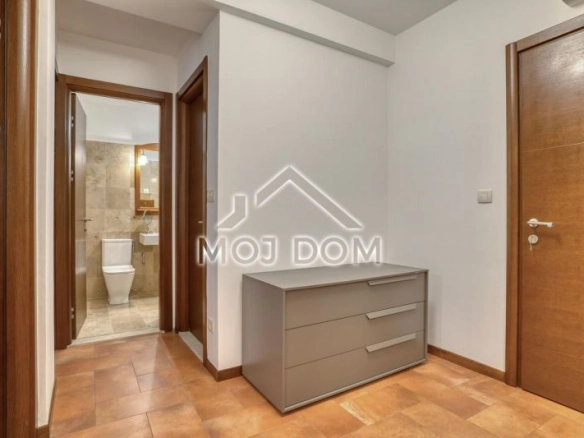 Dvosoban stan 90 m² – Gorica C, Podgorica — fotografija 9