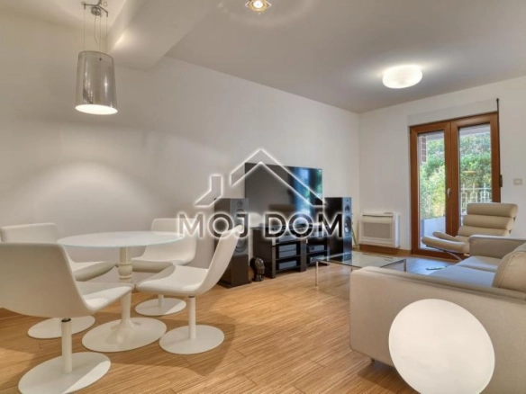 Dvosoban stan 90 m² – Gorica C, Podgorica — fotografija 14