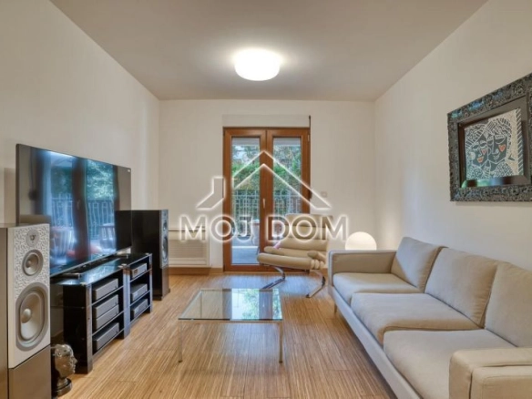 Dvosoban stan 90 m² – Gorica C, Podgorica — fotografija 16