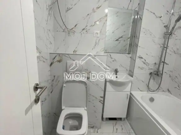 Trosoban stan 93 m² – Blok 5, Podgorica — fotografija 8