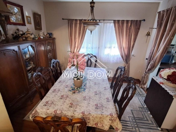Kuća 240 m² – Donja Gorica, Podgorica — fotografija 16