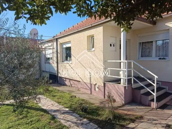 Kuća 55 m² – Tološi, Podgorica — fotografija 2