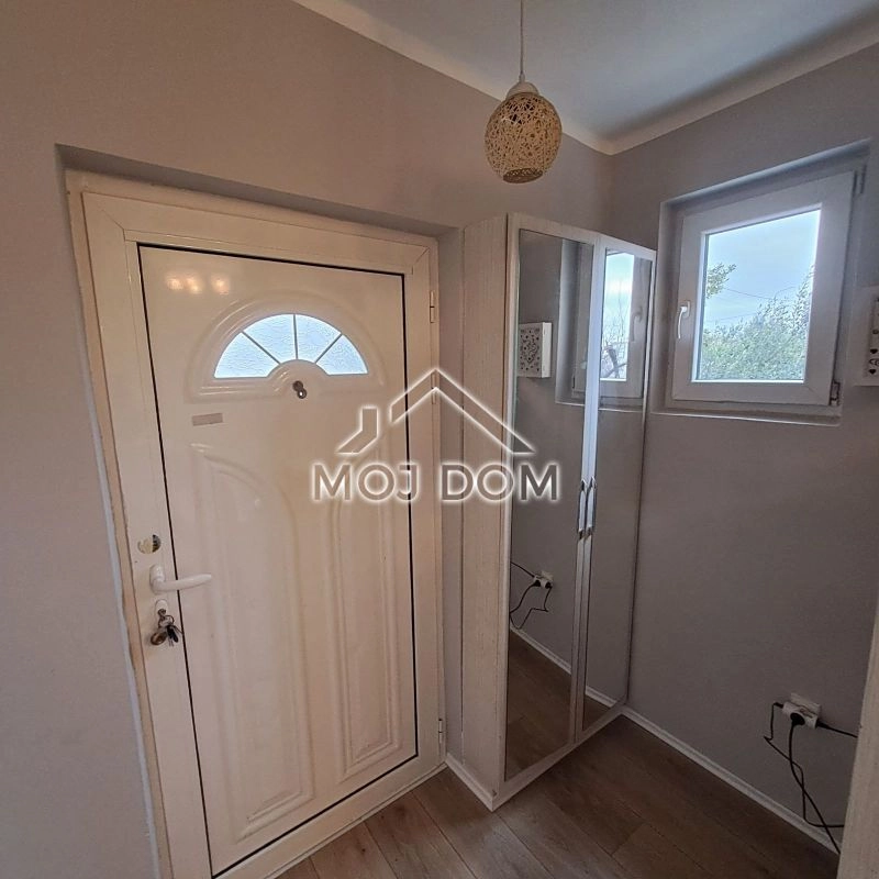 Dvojna-kuca-sa-dvoristem-u-Tolosima-Podgorica-4 Kuća 55 m² – Tološi, Podgorica — fotografija 5