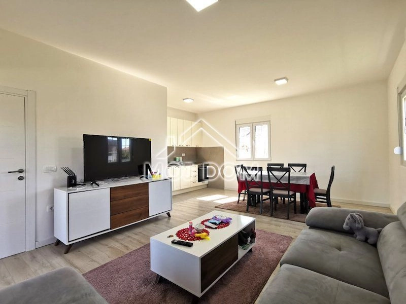 Kuca-74-m²-na-placu-od-540-m²-Tolosi-Podgorica-2 Kuća 74 m² – Tološi, Podgorica — fotografija 3