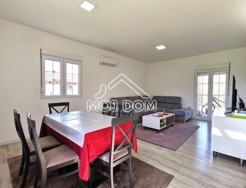 Kuca-74-m²-na-placu-od-540-m²-Tolosi-Podgorica-5 Kuća 74 m² – Tološi, Podgorica — fotografija 6
