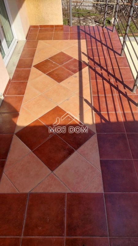Renovirana-kuca-sa-dvoristem-u-Staroj-Varosi-Podgorica-2 Kuća 100 m² – Stara Varoš, Podgorica — fotografija 3