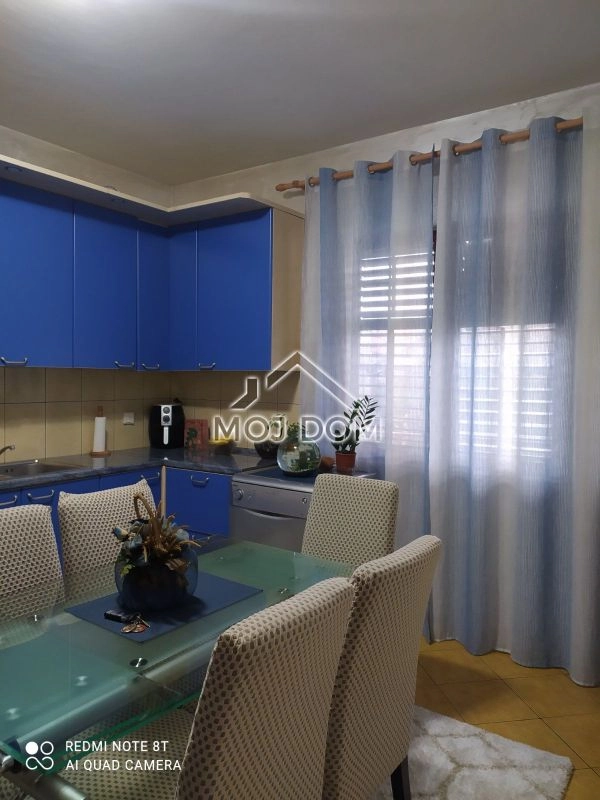 Kuca-sa-dvoristem-u-Tolosima-Podgorica-7 Kuća 191 m² – Tološi, Podgorica — fotografija 8