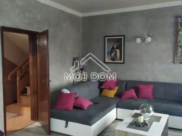 Kuća 191 m² – Tološi, Podgorica — fotografija 10