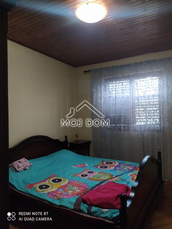 Kuca-sa-dvoristem-u-Tolosima-Podgorica-12 Kuća 191 m² – Tološi, Podgorica — fotografija 13