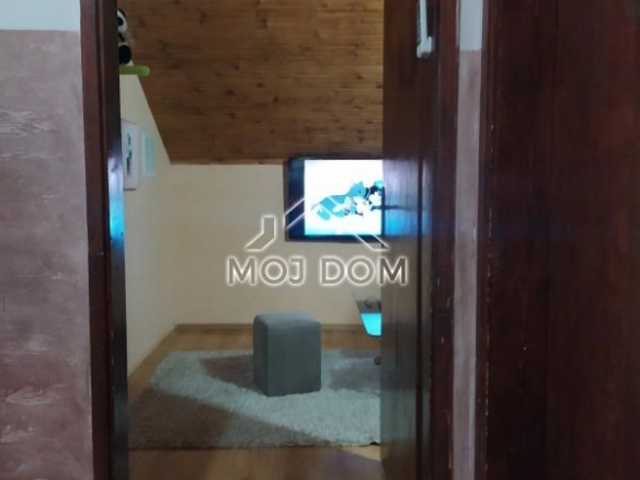 Kuća 191 m² – Tološi, Podgorica — fotografija 18