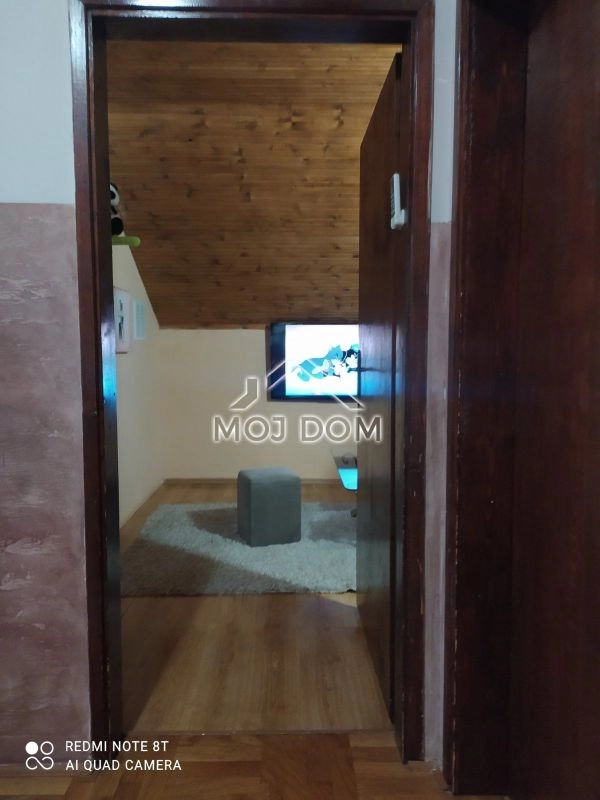 Kuca-sa-dvoristem-u-Tolosima-Podgorica-17 Kuća 191 m² – Tološi, Podgorica — fotografija 18