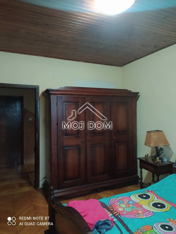 Kuca-sa-dvoristem-u-Tolosima-Podgorica-18 Kuća 191 m² – Tološi, Podgorica — fotografija 19