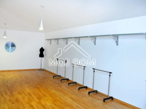 Kuća 560 m² – Danilovgrad — fotografija 13