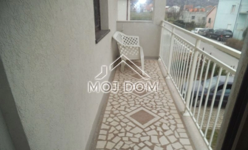 Kuca-sa-dvoristem-u-Murtovini-Podgorica-16 Kuća 160 m² – Murtovina, Podgorica — fotografija 17