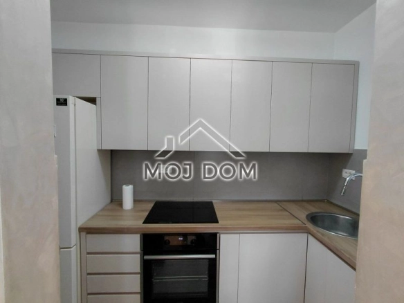 Izdavanje: Dvosoban stan 70 m² – Blok 6, Podgorica — fotografija 5