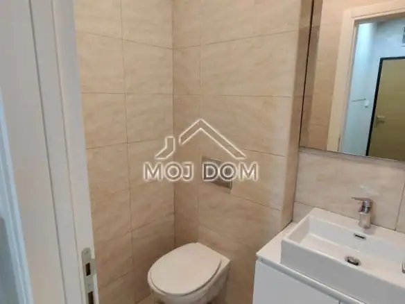 Izdavanje: Dvosoban stan 70 m² – Blok 6, Podgorica — fotografija 12