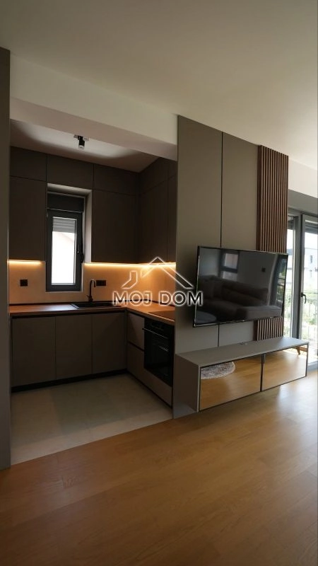 Izdavanje: Jednosoban stan 47 m² – Blok 9, Podgorica — fotografija 6