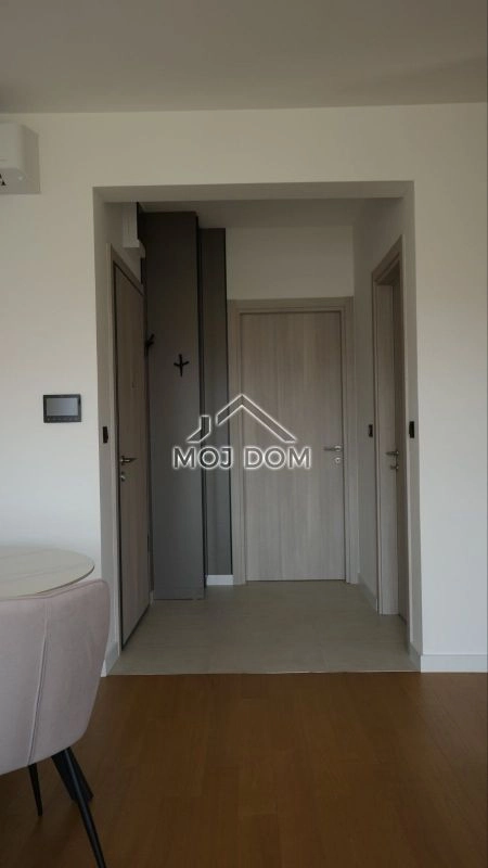 Izdavanje: Jednosoban stan 47 m² – Blok 9, Podgorica — fotografija 11