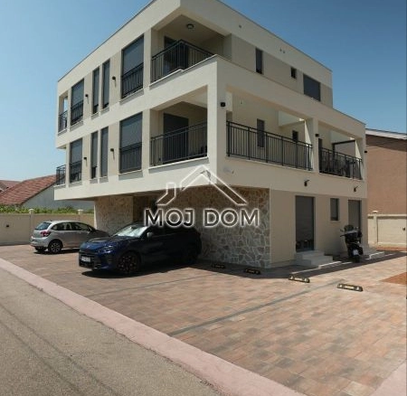 Izdavanje: Jednosoban stan 47 m² – Blok 9, Podgorica — fotografija 14