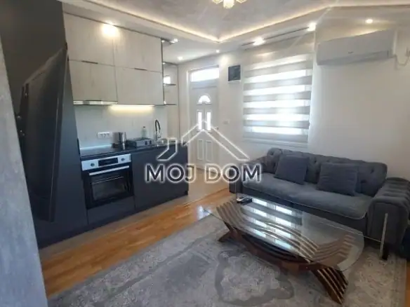 Izdavanje: Jednosoban stan 27 m² – Stara Varoš, Podgorica — fotografija 2