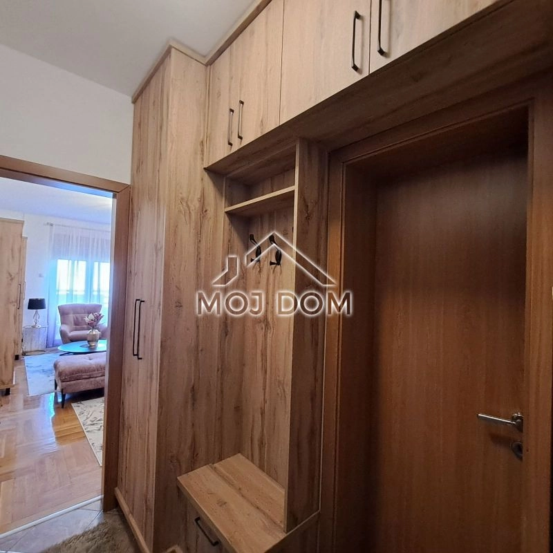Izdavanje: Garsonjera 38 m² – Pobrežje, Podgorica — fotografija 14
