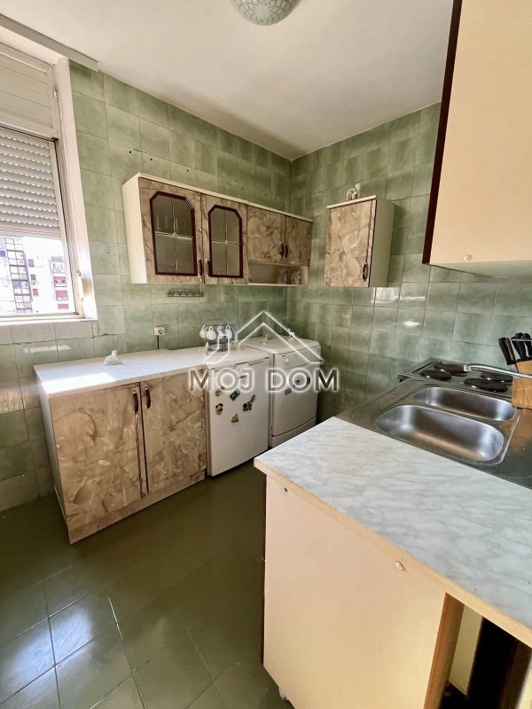 Namjesten-trosoban-stan-u-Bloku-V-Podgorica-5 Izdavanje: Trosoban stan 100 m² – Blok 5, Podgorica — fotografija 6
