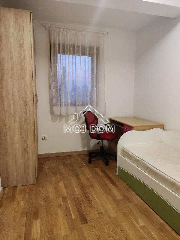 Namjesten-dvosoban-stan-u-Centru-Podgorica-6 Namješten dvosoban stan u Centru, Podgorica — fotografija 7