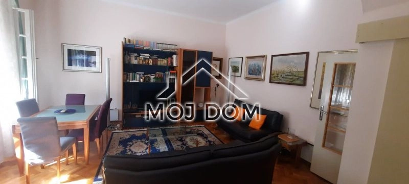Namjesten-jednosoban-stan-u-Podgorici-1 Namješten jednosoban stan sa terasom, Podgorica — fotografija 2