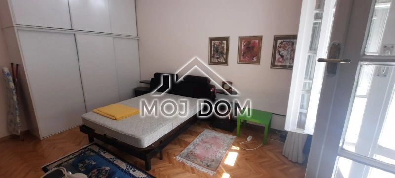 Namjesten-jednosoban-stan-u-Podgorici-3 Namješten jednosoban stan sa terasom, Podgorica — fotografija 4