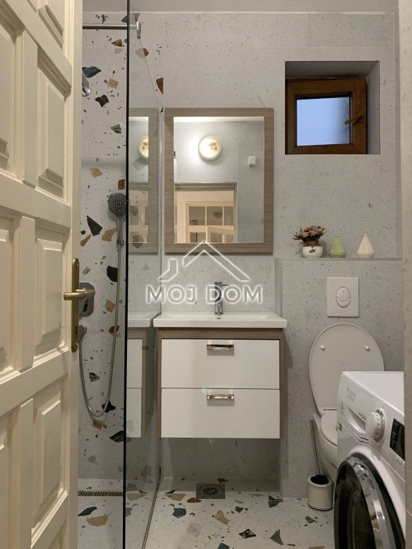 Izdavanje: Trosoban stan 110 m² – Gorica C, Podgorica — fotografija 17