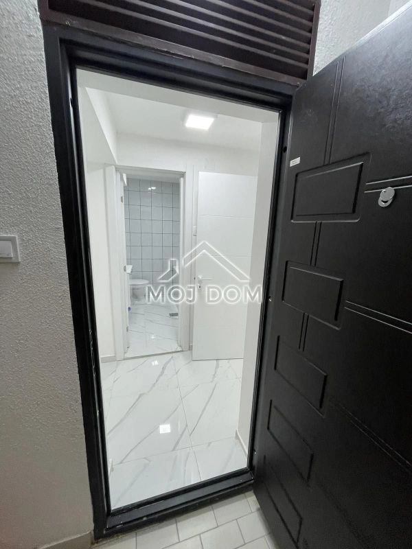 Poslovni-prostor-45-m²-u-Centru-Podgorica-2 Poslovni prostor 45 m² u centru Podgorice — fotografija 3