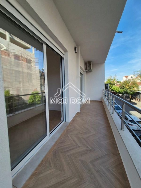 Poslovni-prostor-62-m²-u-centru-Podgorice-7 Izdavanje: Poslovni prostor 62 m² – Centar, Podgorica — fotografija 8
