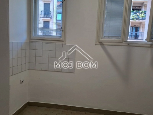 Izdavanje: Poslovni prostor 70 m² – Centar, Podgorica — fotografija 9