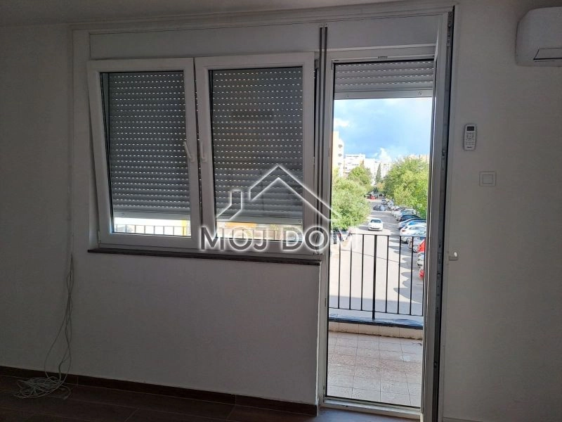 Izdavanje: Poslovni prostor 58 m² – Podgorica — fotografija 3