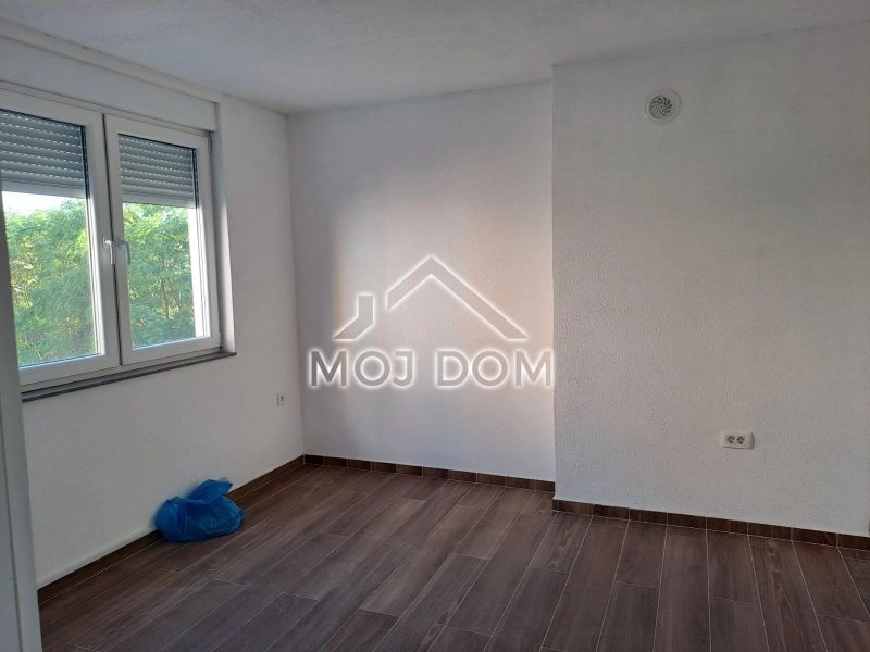 Izdavanje: Poslovni prostor 58 m² – Podgorica — fotografija 4