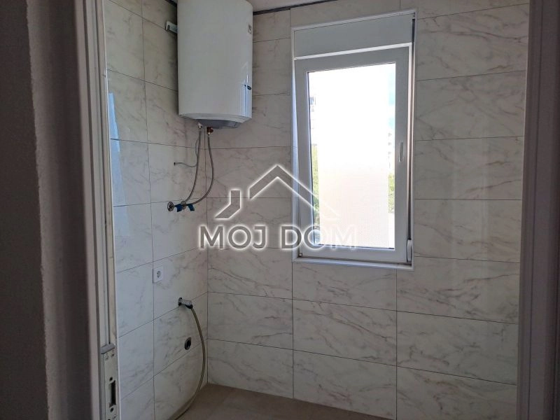 Izdavanje: Poslovni prostor 58 m² – Podgorica — fotografija 5