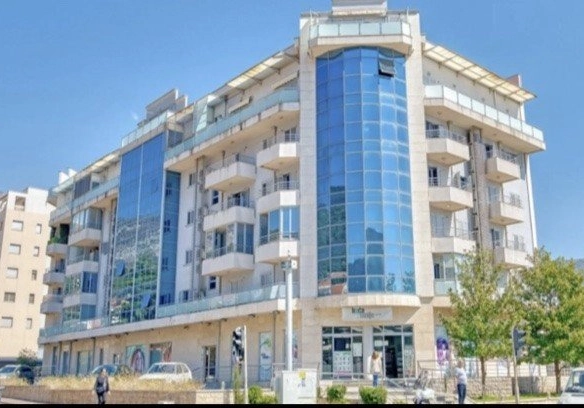 Izdavanje: Poslovni prostor 46 m² – Budva — fotografija 4